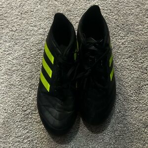 adidas Black Soccer Cleats with Neon green Stripes size 4